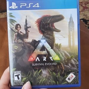 ARK Survival Evolved PS4